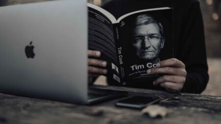 Por que ler uma biografia como a de Jim Cook, atual CEO da Apple